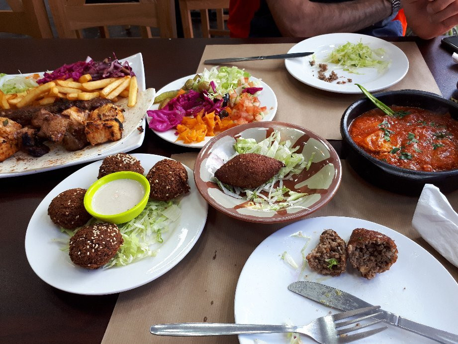 Lara Restaurant