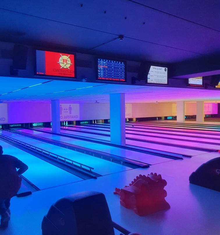 Bowlo Bowling & Lounge-科尔克拉德必去景点
