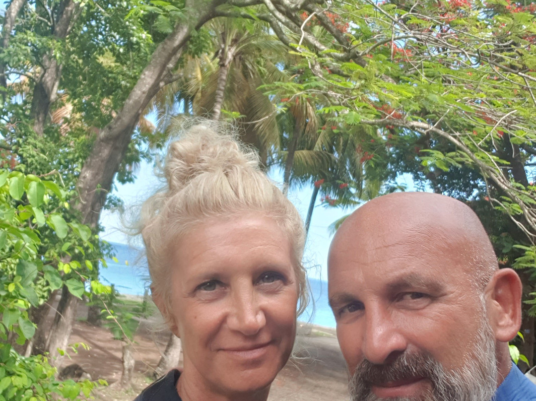 Anbadlola Guadeloupe-Plongee-Pointe-Noire必去景点