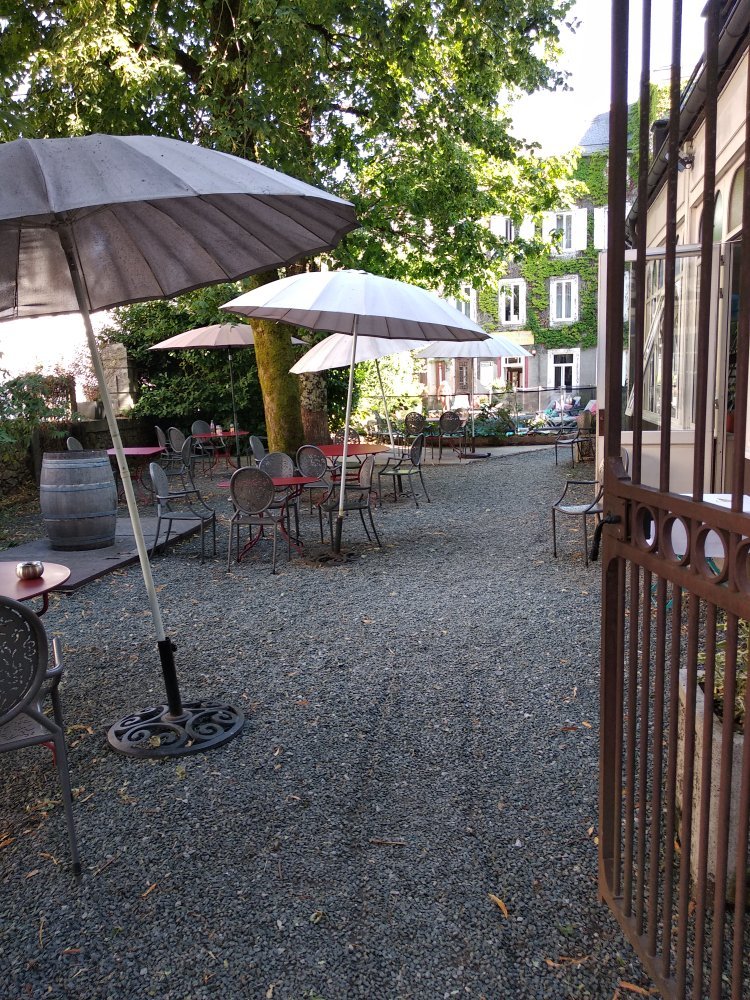 Au Pavillon du Frene-官方