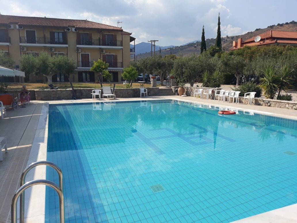 阿尔图洛拜酒店主图