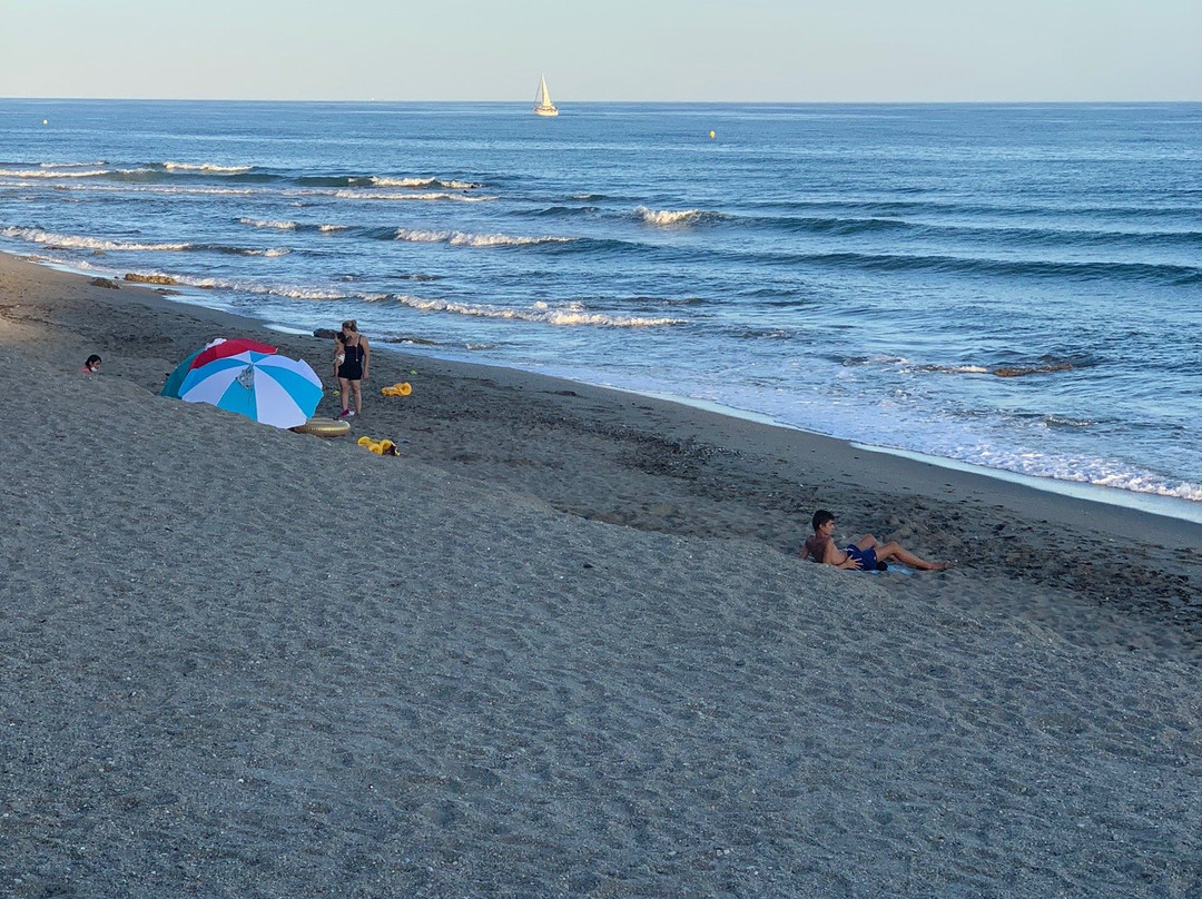 Playa de Calahonda景点图片