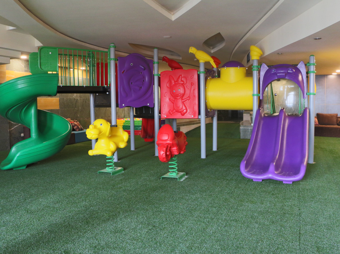 设拉子酒店主图