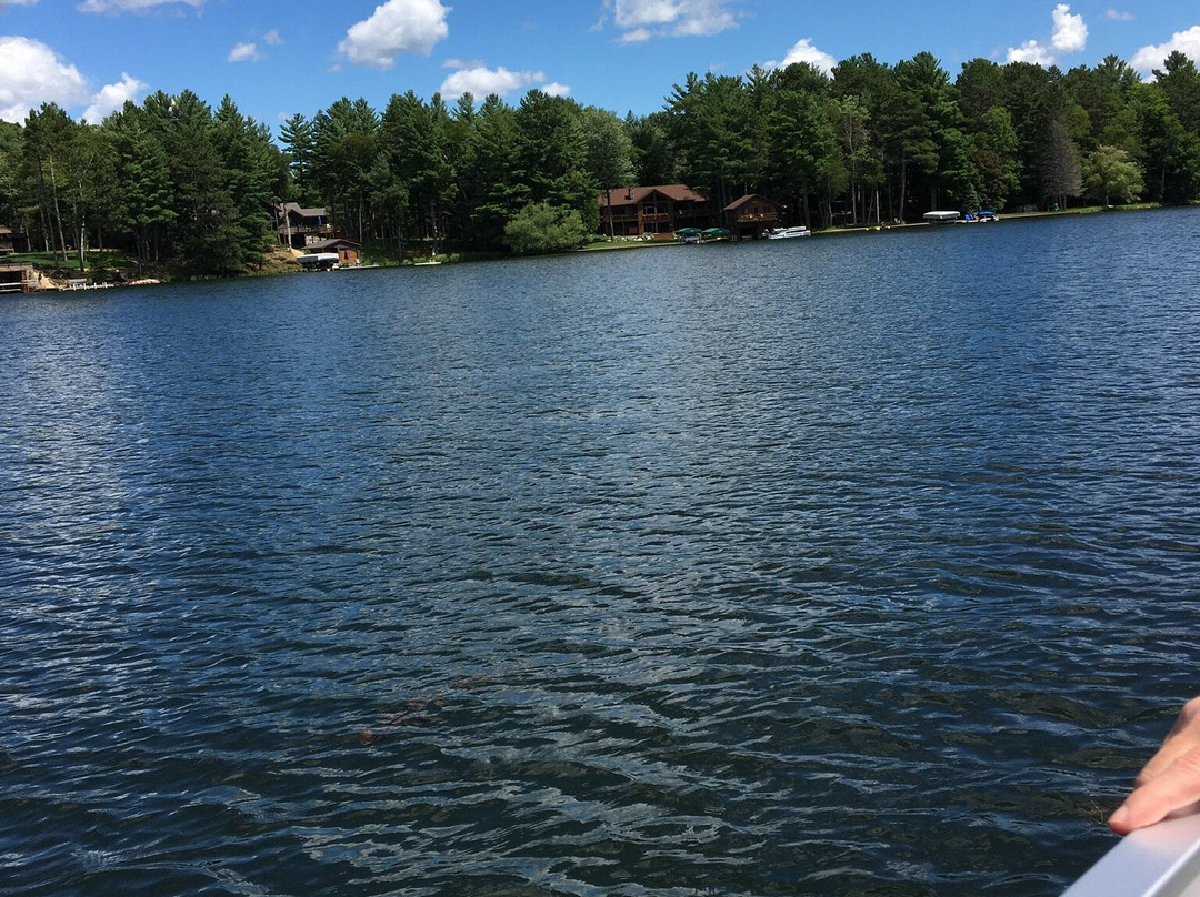 Minocqua Pontoon Cruises景点图片