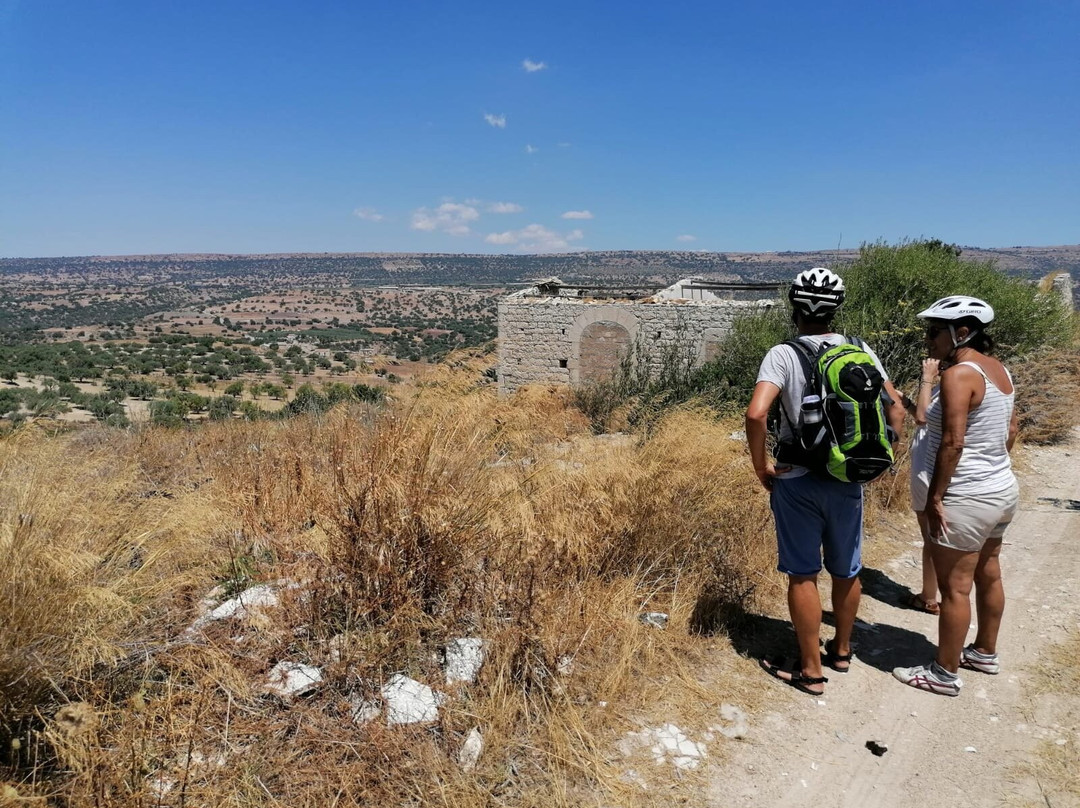 Sicily Bike Routes景点图片