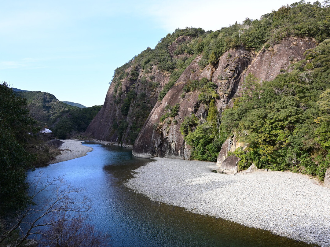 Ichimai-iwa景点图片