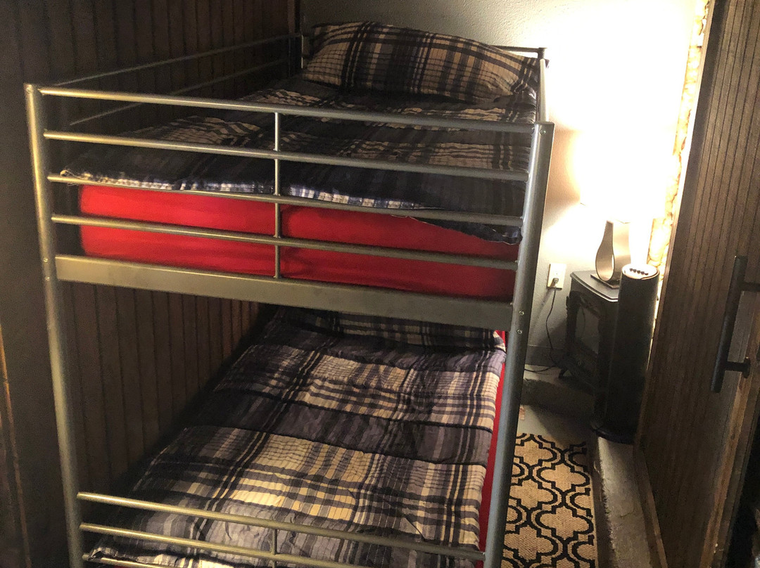 The Town's Inn主图