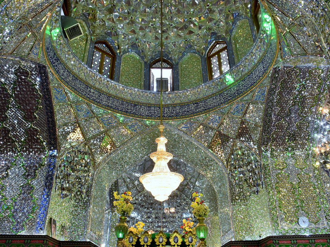 Ali Ibn Hamzeh Holly Shrine景点图片