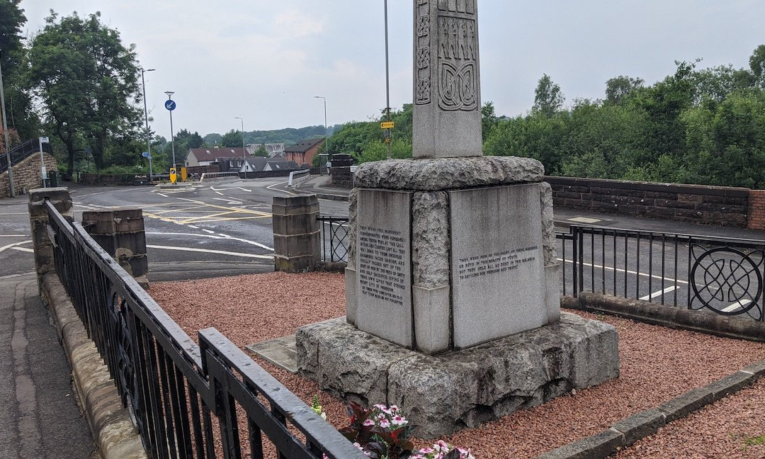 Bridge of Weir Memorial景点图片