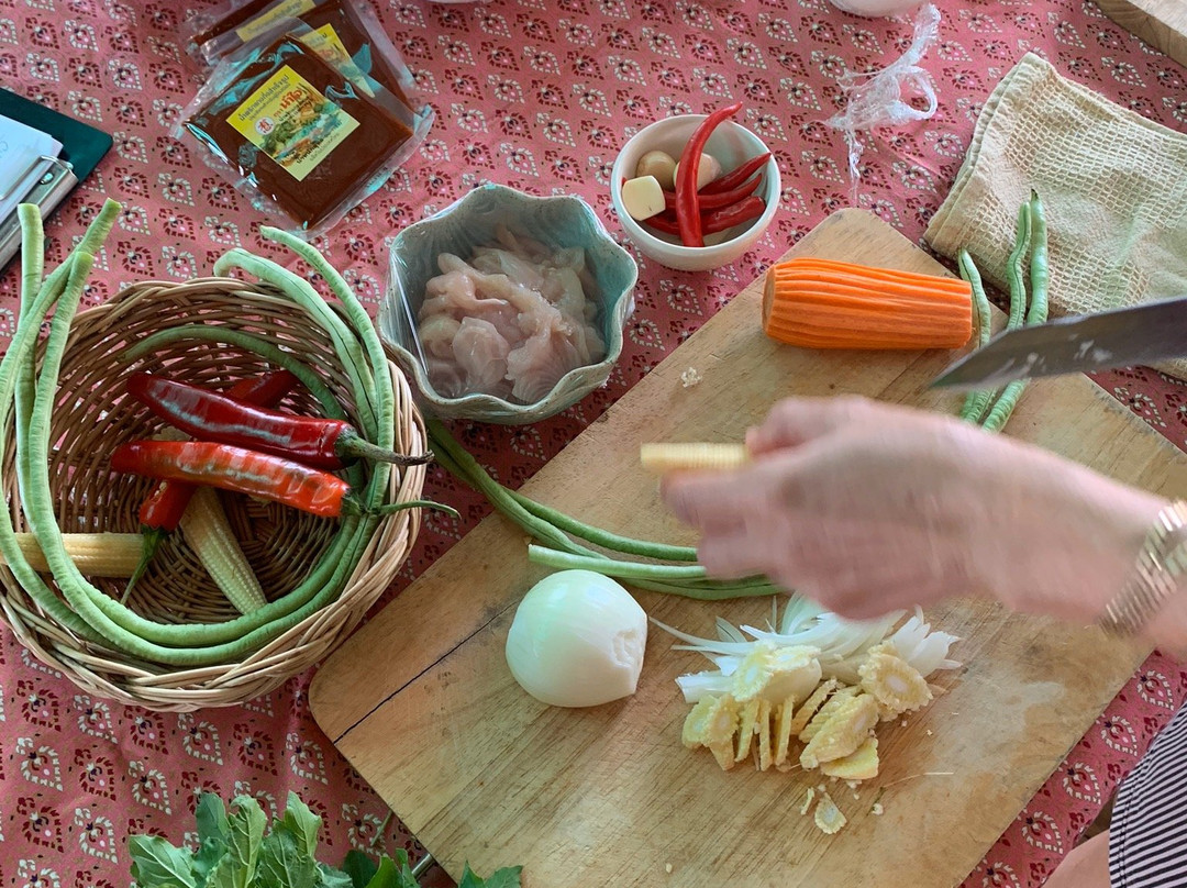 Hemingway's on the Beach Cooking School-Thong Krut必去景点