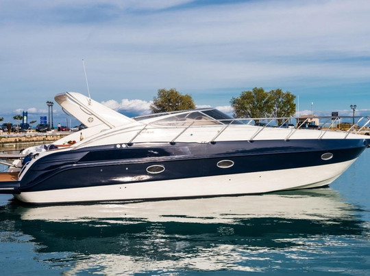 Ionian View Luxury Yachting-扎金索斯镇必去景点