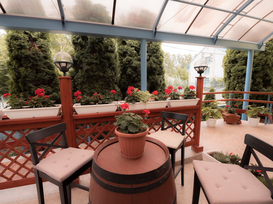 Boglarka Panzio-Etterem Es Apartmanhazak主图