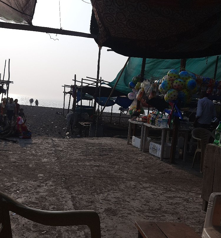 Ubharat beach-苏拉特必去景点