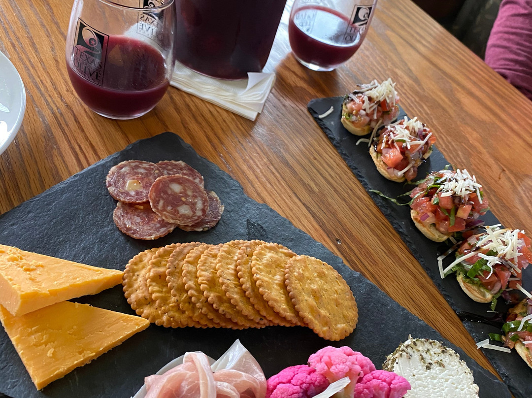 Texas Hill Country Olive Company-Dripping Springs必去景点