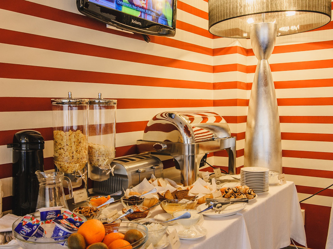 Reikartz Mariupol主图