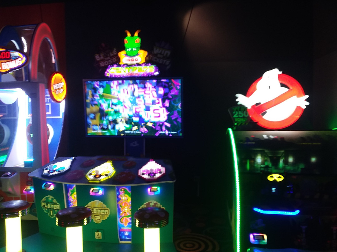 Round 1 Bowling & Amusement-塔克维拉必去景点