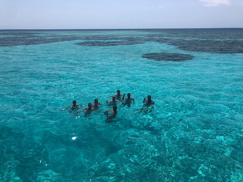 Offrods Charter-努美阿必去景点