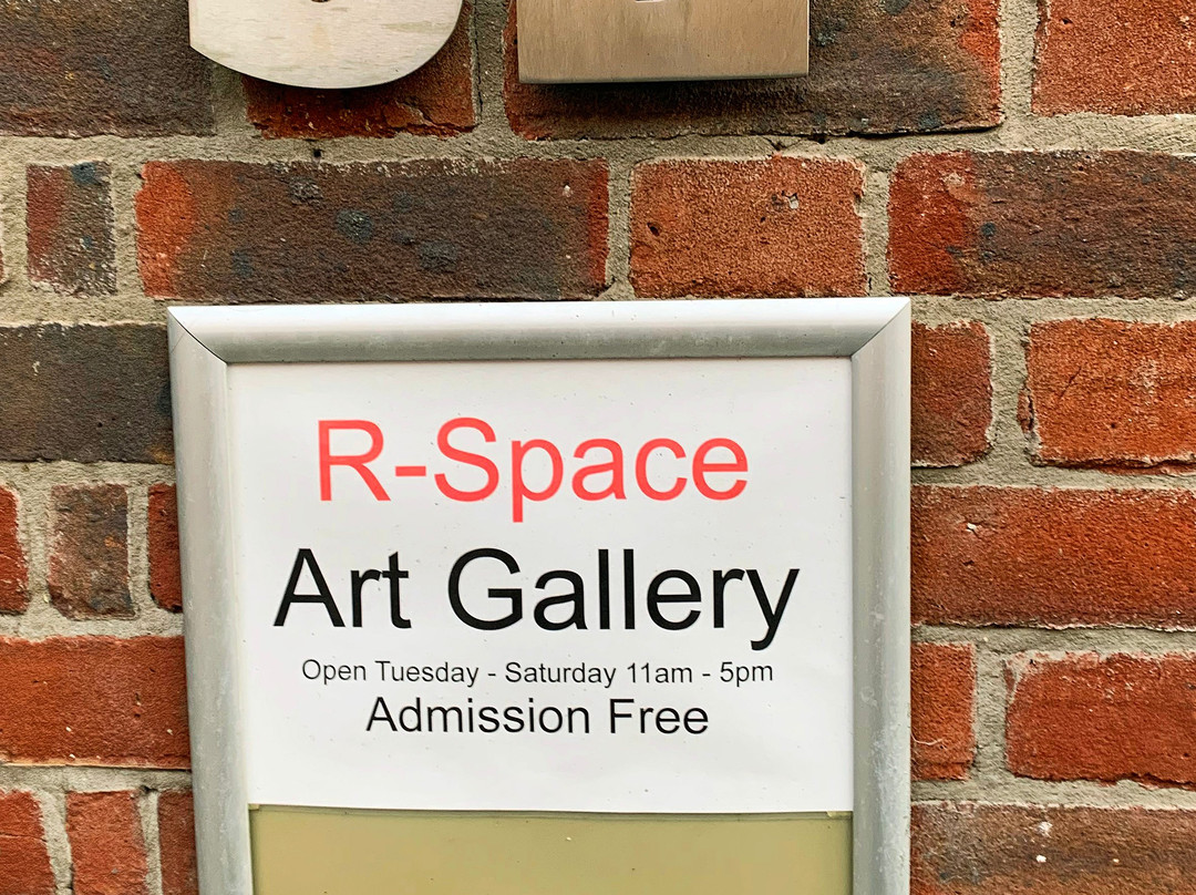 R-Space Gallery景点图片