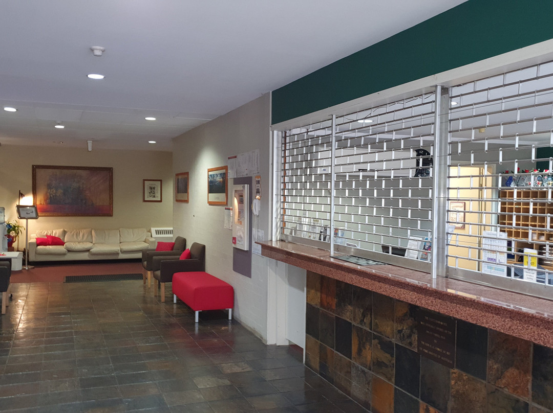 The Statesman Hotel主图