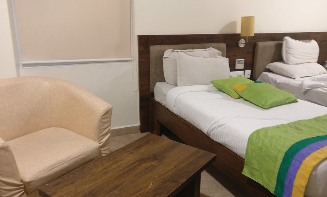 Treebo Trend PL Grand主图