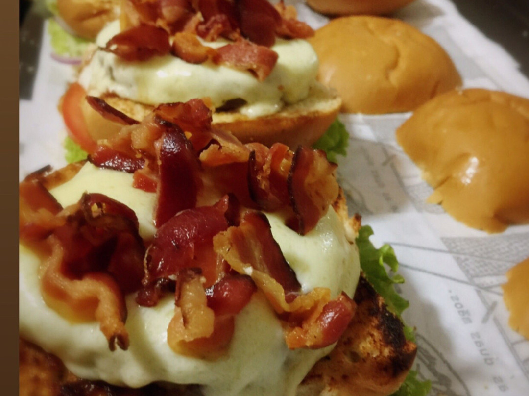 Cachoeira House Hamburgueria Gourmet