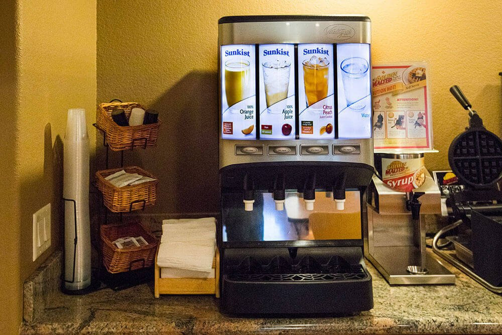 瑟冬娜维尔斯酒店主图