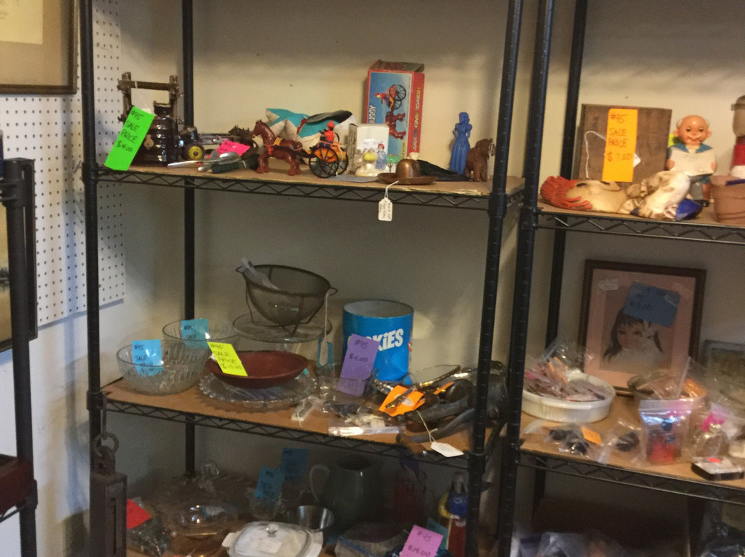 GreenTop Antiques & Collectibles Mall景点图片