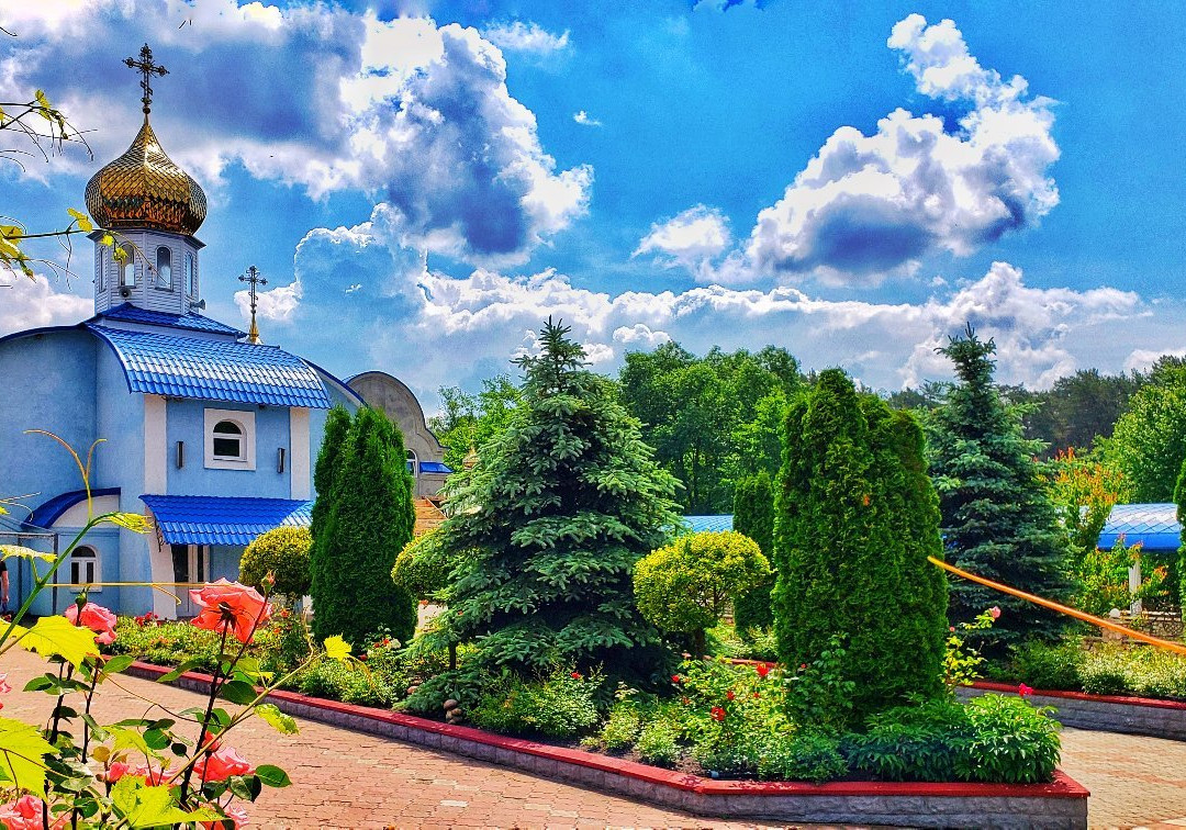 Spring of Saint Anna-Onyshkivtsi必去景点