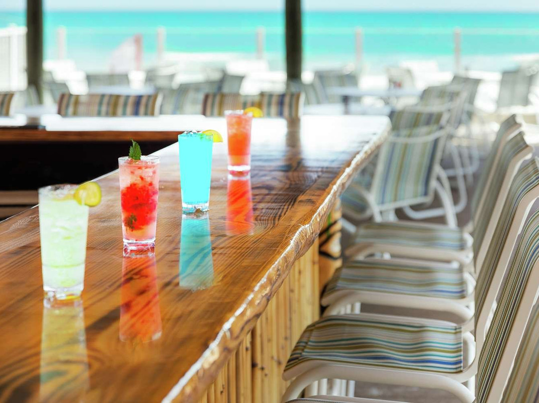 Hampton Inn Daytona Beach/beachfront主图