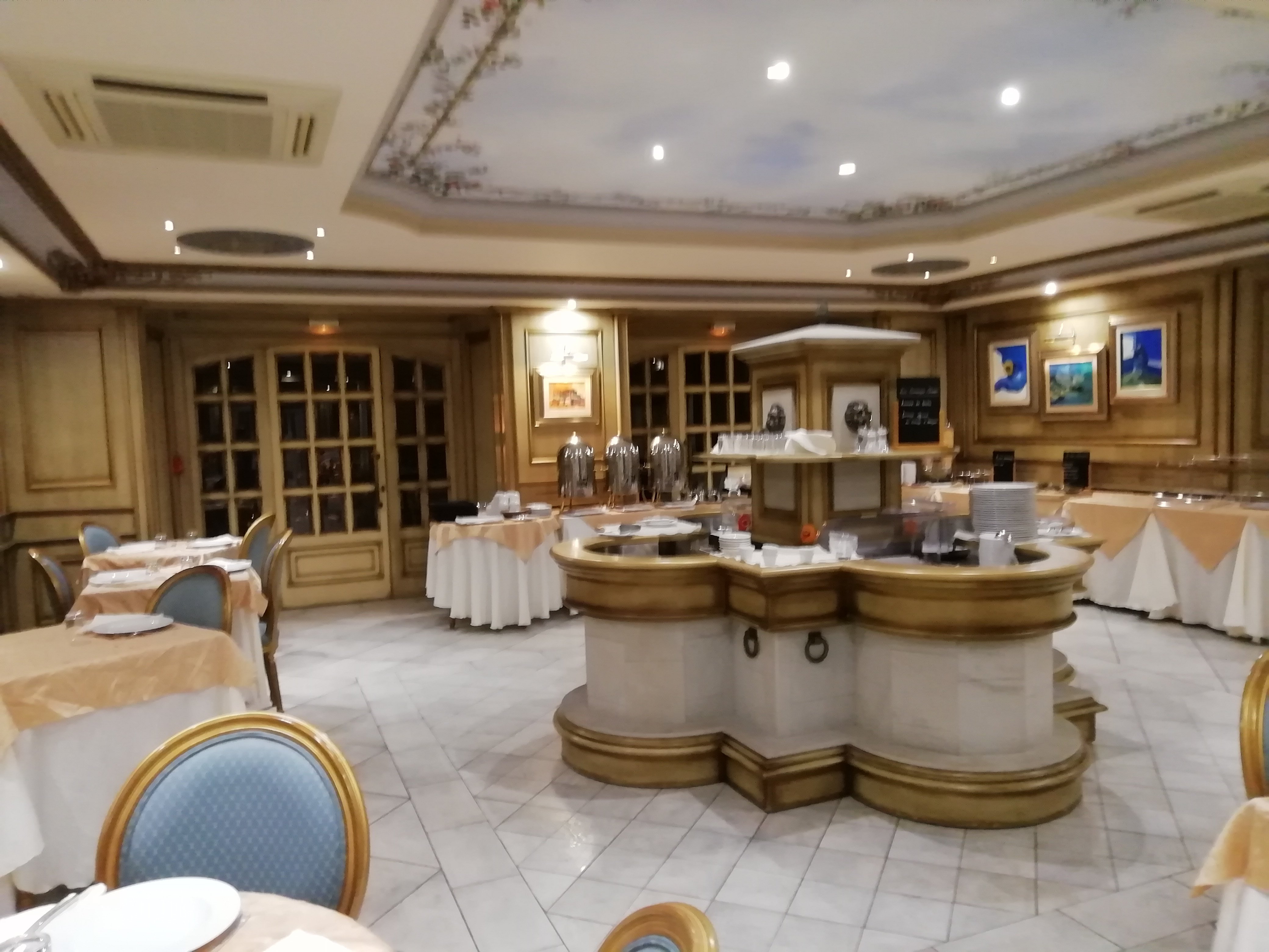Hôtel l'Abbaye-餐饮