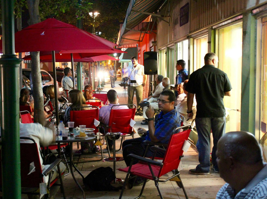 Santa Isabel旅游景点-Juana Diaz Cigars