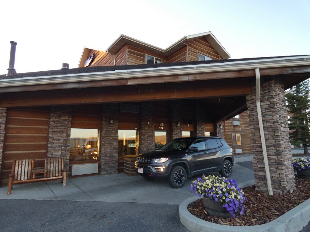 Pinedale Hotel & Suites-浴室