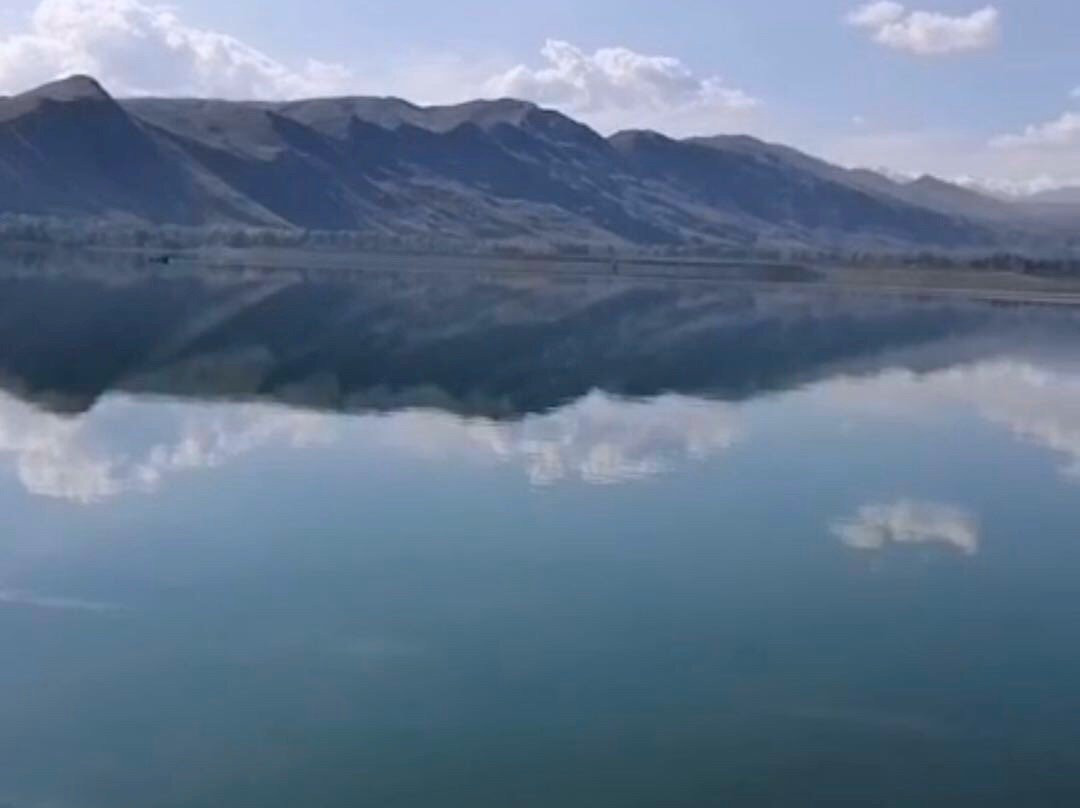 天梯山石窟景点图片