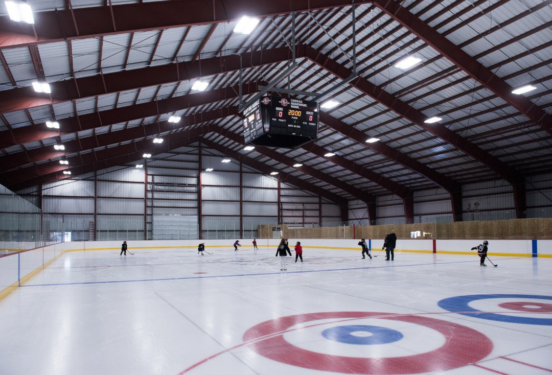 Haynes Pavilion and Ressler Motors Ice Rink景点图片
