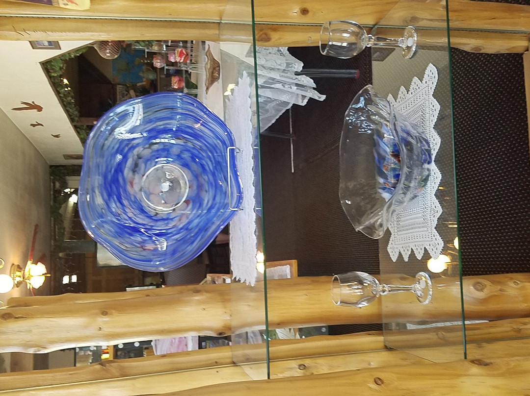 White Sulphur Springs旅游景点-Goose Bay Handblown Glass