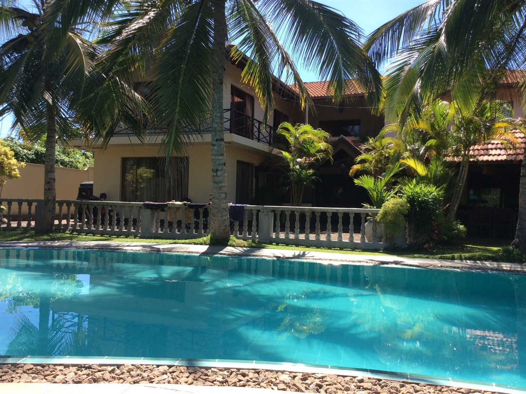 亚洲珠宝精品酒店主图