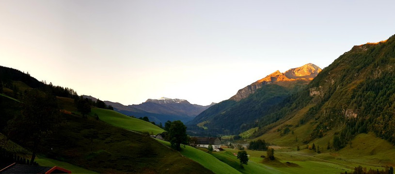 拉肯霍夫旅馆主图