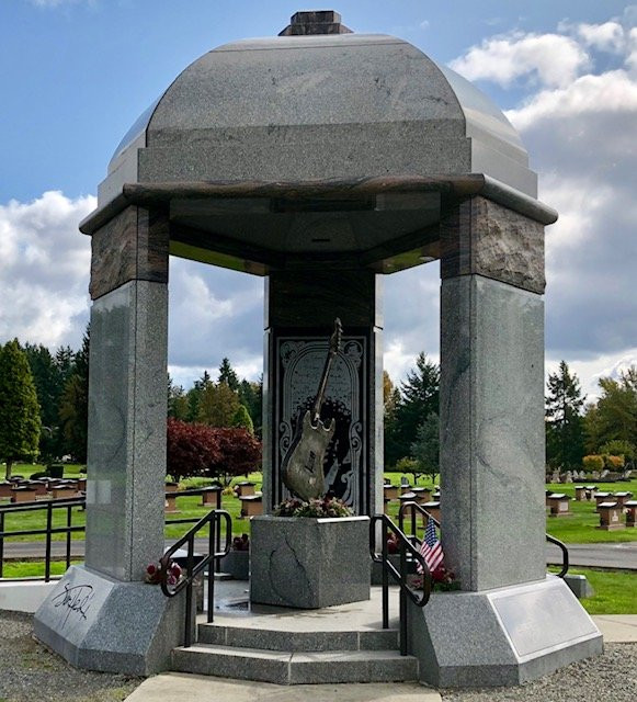 Greenwood Memorial Park Funeral Home-伦顿必去景点