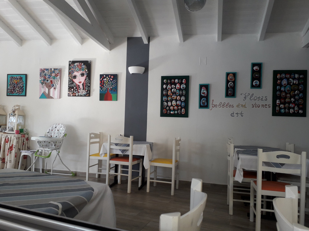 Saint Spiridon Hotel主图