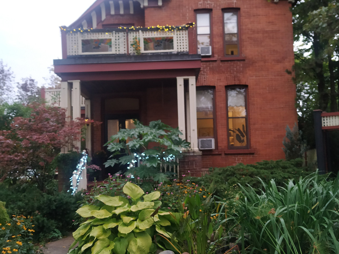 Turtle Island Bed and Breakfast主图