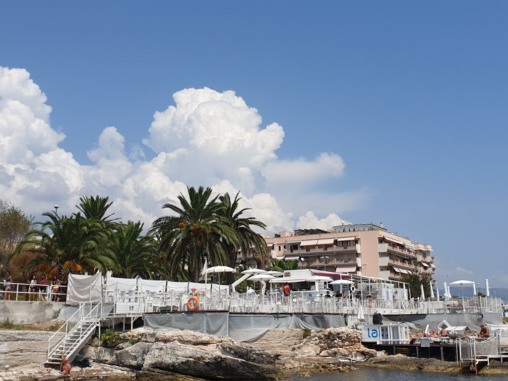 La Roca Solarium Beach景点图片
