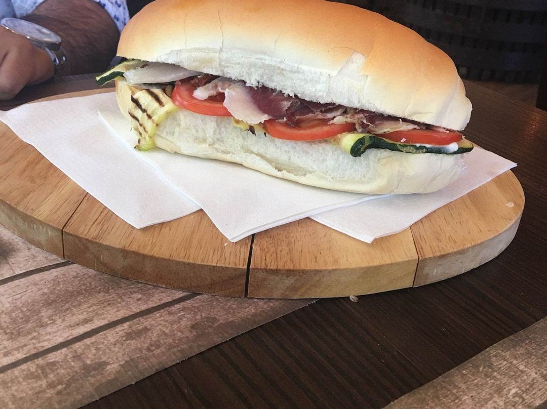 Domus Aurea-Muravera必去景点