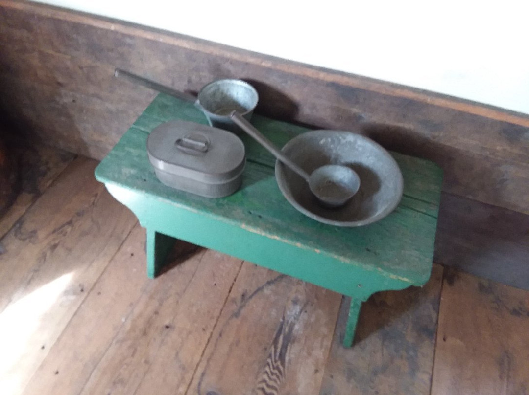 Eureka Schoolhouse and Baltimore Covered Bridge-Springfield必去景点