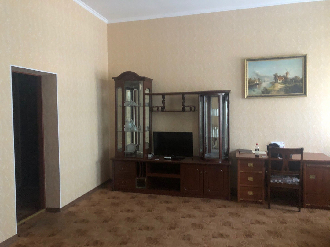 Hotel Alexandrovskiy主图