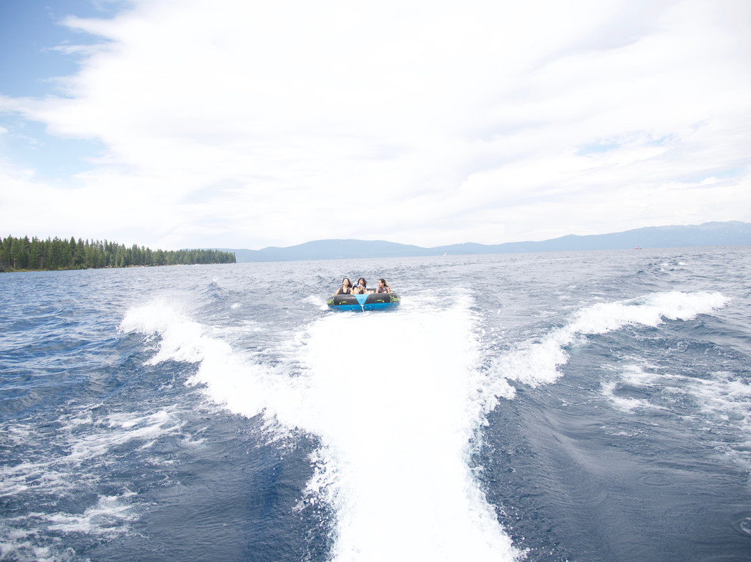 Tahoe Jet Boats景点图片