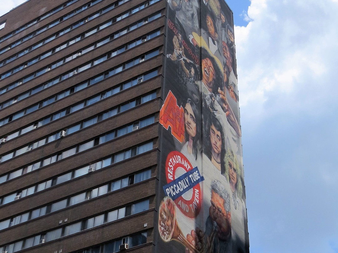 央街-列治文山必去景点