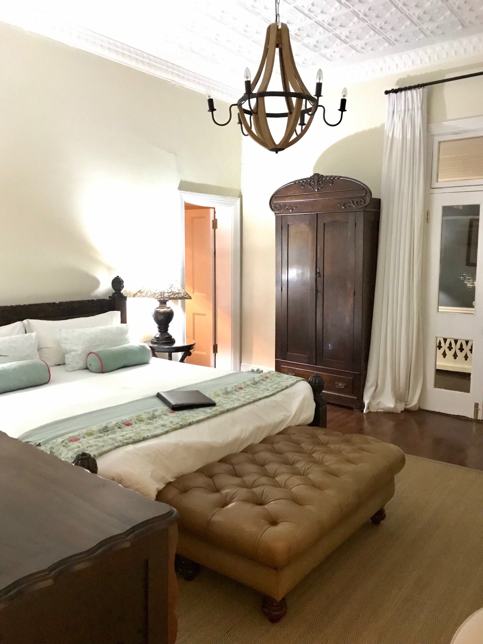 The Inn at Castle Hill-官方