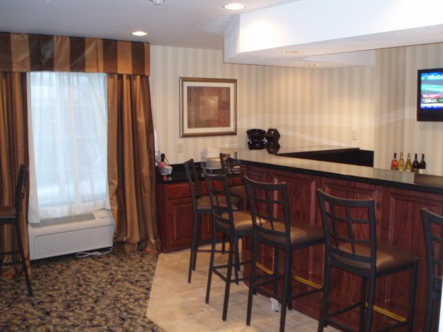 Cobblestone Inn & Suites - Clintonville主图