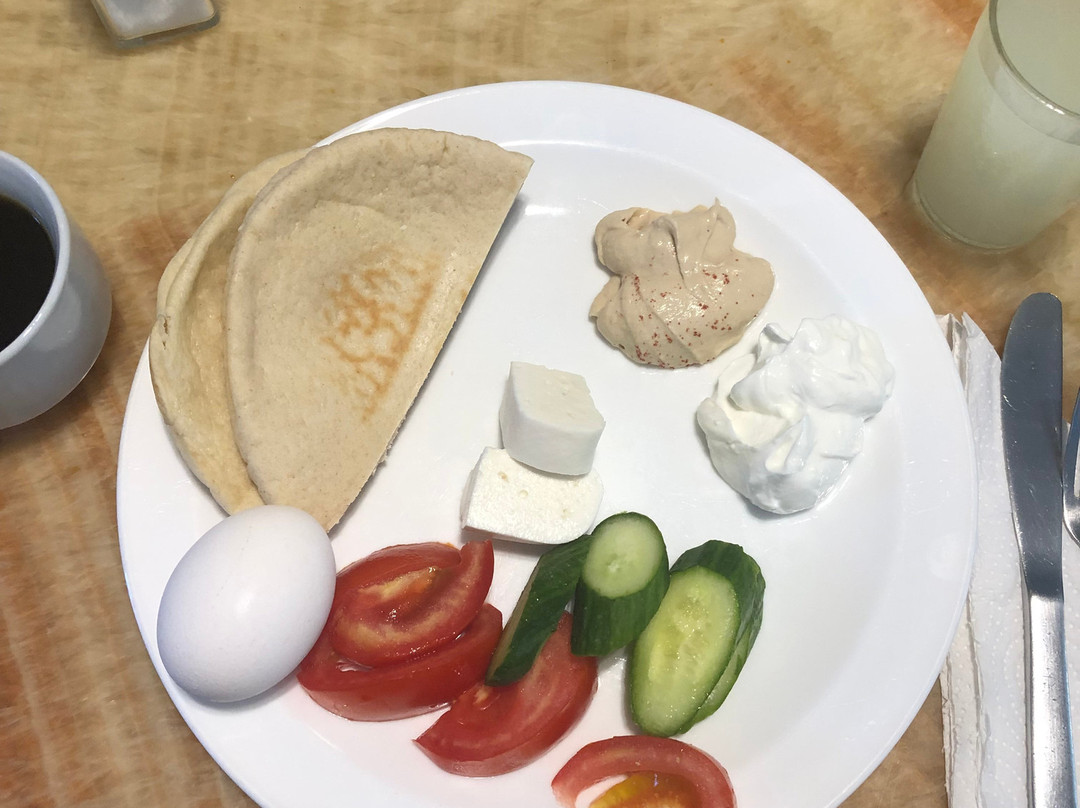 Khouriya Family Guesthouse主图