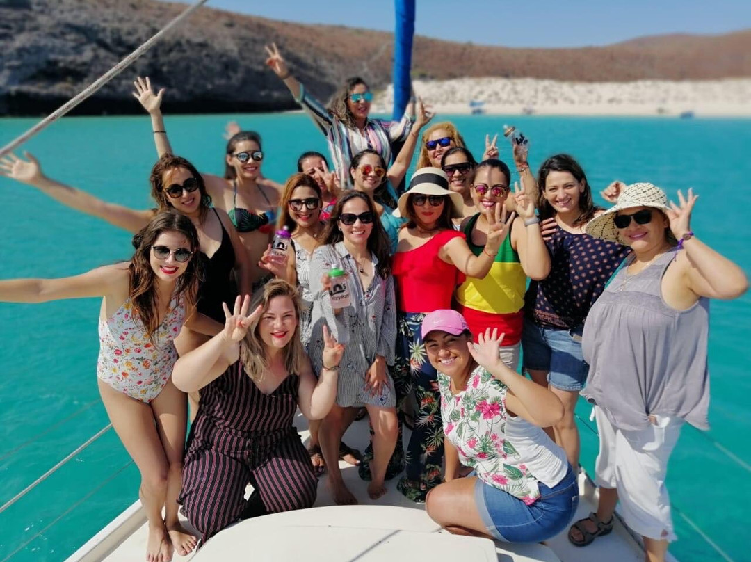 Dream Chaser Charter-拉巴斯必去景点